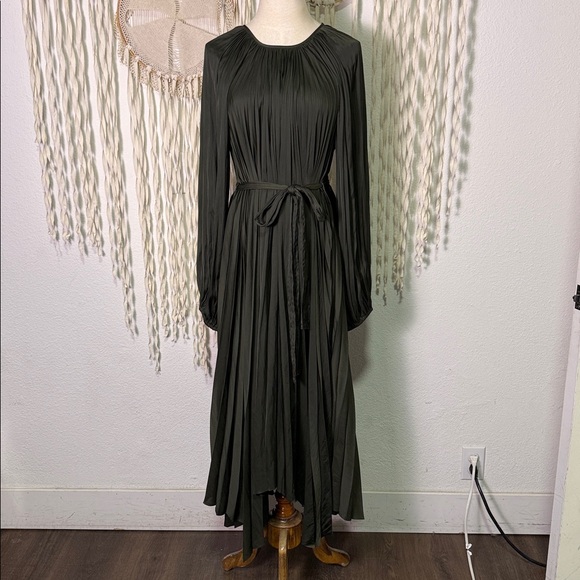 Ulla Johnson Yalena Pleat Midi Dress in Forest Green Size 8 - Picture 2 of 11